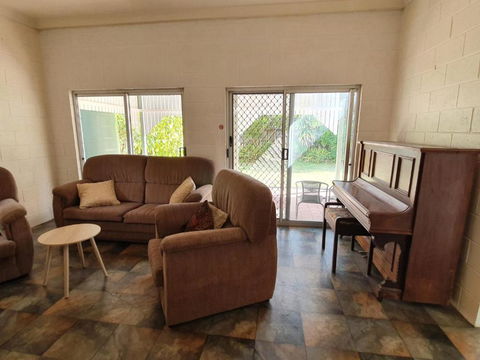 1 Spectrum Street Rainbow Beach Close To Shops & Main Beach - Mackay Tourism 2