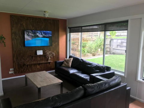 BEACHPOINT COTTAGE - Mackay Tourism 5