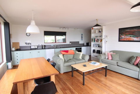 DOLPHIN LOOKOUT COTTAGE Amazing Views Of The Bay Of Fires - Mackay Tourism 6