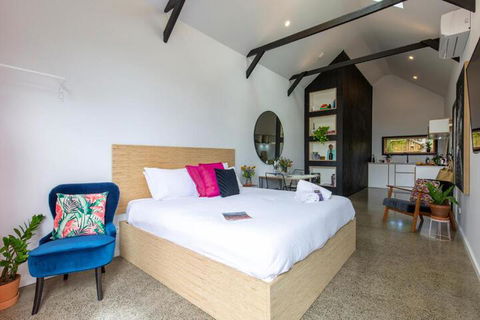 Nowra Studio Barn - Mackay Tourism 6