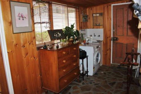 Captain Roddas Cottage - Mackay Tourism 7