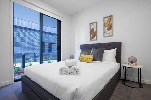 Elegant Stylish Living@mooneeponds Wifi/parking - Mackay Tourism 6