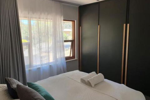 Seacliff Park Holiday Home - Mackay Tourism 1