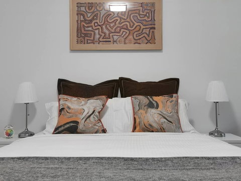 Hawthorn Elegant Lifestyle 1 Bedroom Apartment - Mackay Tourism 2