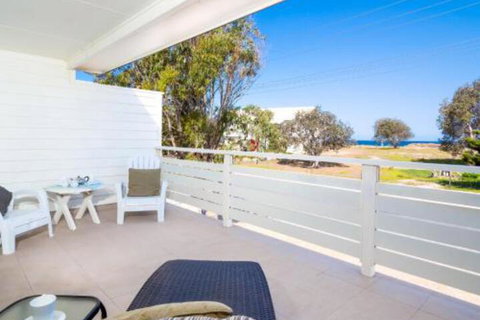 Seaview Getaway - Mackay Tourism 2