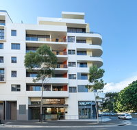 Meriton Serviced Apartments Danks Street - Mackay Tourism
