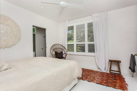 A Summer Resort - Mackay Tourism 0