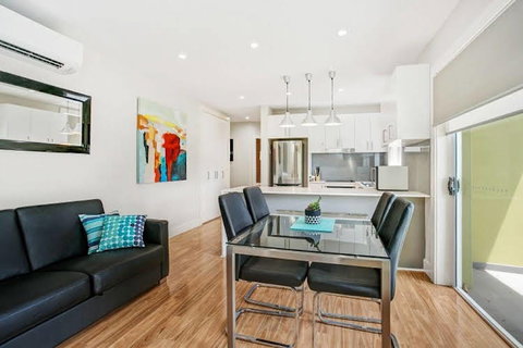 Belmont Executive Apartments - Mackay Tourism 0