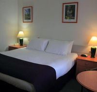 Sandors on the Park - Mackay Tourism