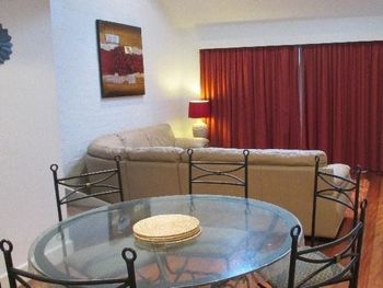 Petrel Deluxe Villa - Mackay Tourism 2