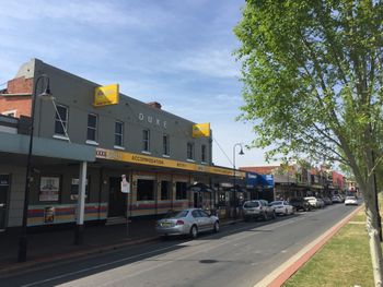 Duke Of Kent Hotel - Mackay Tourism 0