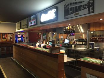 Duke Of Kent Hotel - Mackay Tourism 4