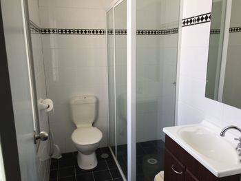 Duke Of Kent Hotel - Mackay Tourism 2