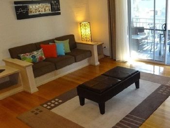 Blackbutt Deluxe Family Townhouse - Mackay Tourism 6