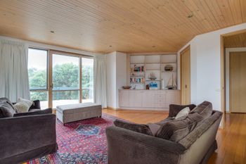 Latham Beach House - Mackay Tourism 4