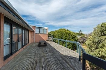 Latham Beach House - Mackay Tourism 5
