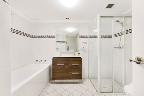 Inner City Retreat In Pyrmont 1 Bdrm - Mackay Tourism 2