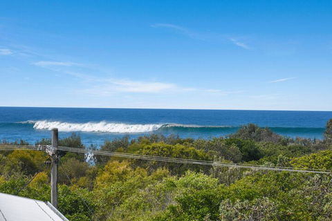 Unit 3 At 4 Pelican Street, Peregian Beach, Noosa Shire - Mackay Tourism 7