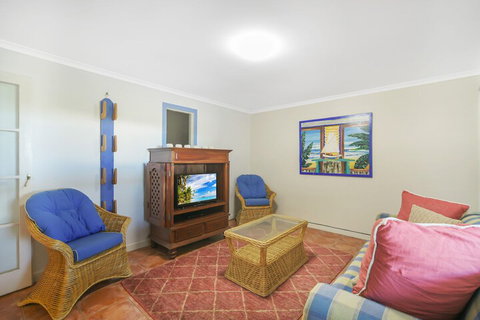 Peregian Beach House - 2/22 Avocet Parade - Mackay Tourism 6