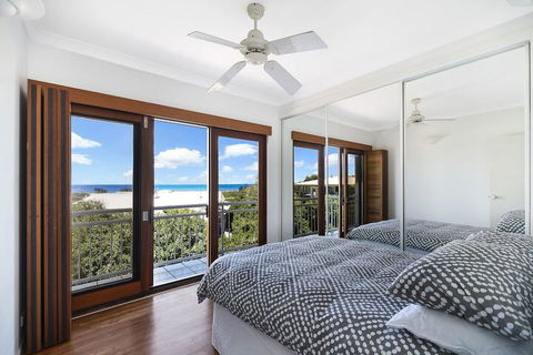 Notre Reve - 2/4 Brolga Place - Mackay Tourism 2