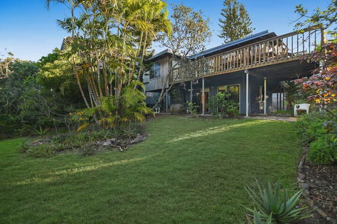 Summer Place - 24 Shearwater Street - Mackay Tourism 2