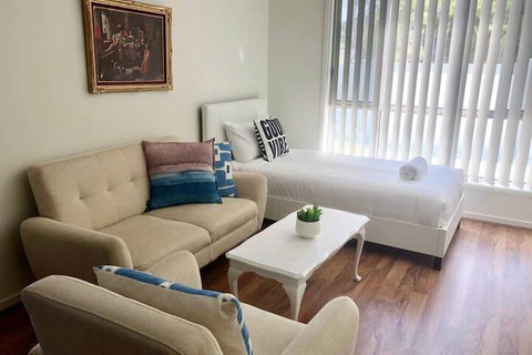 Apartment Stay Close To Surfers Paradise - Mackay Tourism 3