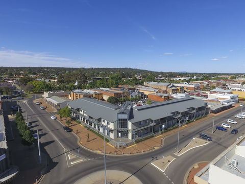Centrepoint Apartments - Mackay Tourism 0