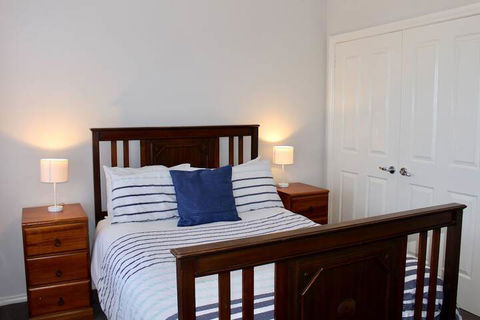 Flinders View Beach House - Mackay Tourism 7