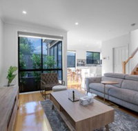 Impressive  Spacious new Townhousepreston - Mackay Tourism