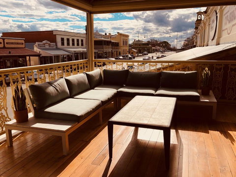 Empire Hotel Beechworth - Mackay Tourism 7