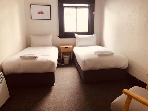 Empire Hotel Beechworth - Mackay Tourism 6