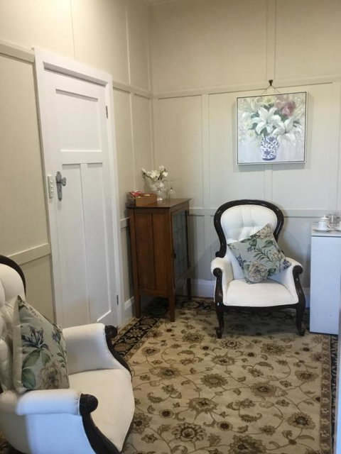 Araluen Historic House Deluxe Room - Mackay Tourism 3