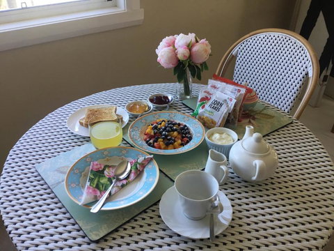 Araluen Historic House Deluxe Room - Mackay Tourism 4