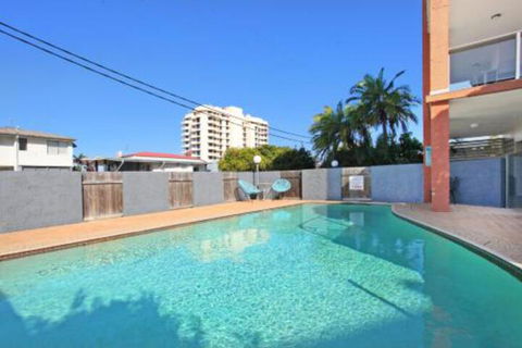 Unit 2 Cooltoro Court 7 Frank Street Coolum Beach 400 BOND LINEN INCLUDED - Mackay Tourism 3