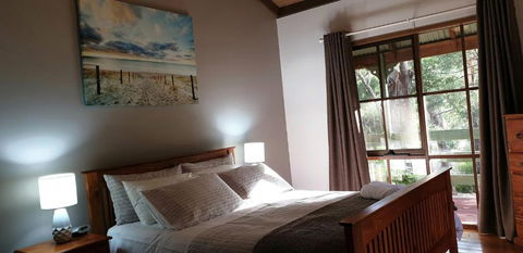 Day Dream Cottage - Mackay Tourism 5