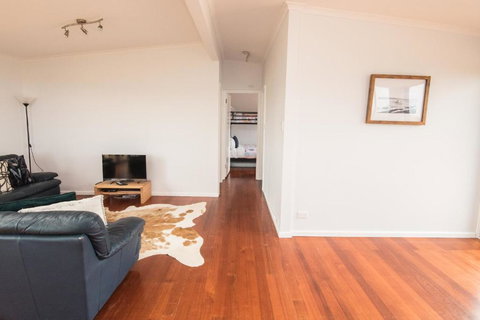 Ocean View Getaway - Mackay Tourism 2