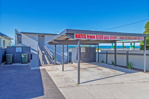 Aruba Apartments - Mackay Tourism 3