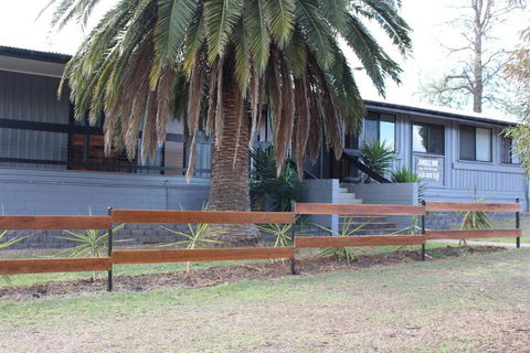 Amble Inn - Mackay Tourism 1