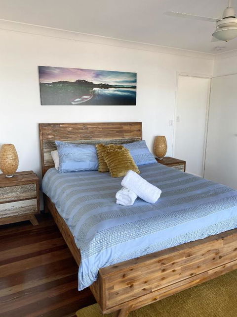Happy Tides Beachfront Holiday Home - Mackay Tourism 6