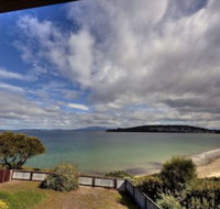 Stones Throw - Mackay Tourism