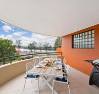 Dolphin Cove Apt 5 - Mackay Tourism
