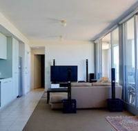 Spacious One Bedroom Apartment With Large Balcony - Mackay Tourism