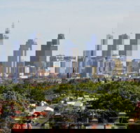 Cosy 1 Bedroom Apartment in Trendy Northcote - Mackay Tourism