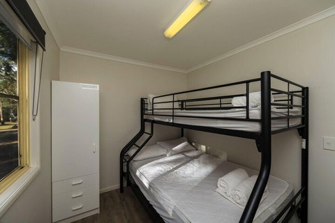 Reflections Holiday Parks Copeton Waters - Mackay Tourism 6