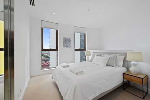 HomeHotel Luxury Apt With Shopping Mall Downstairs - Mackay Tourism 1