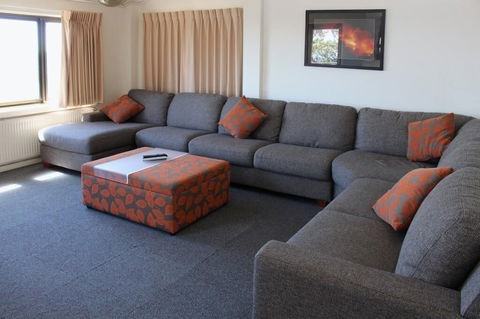 Ski Club Of Victoria - Kandahar Lodge - Mackay Tourism 1