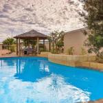 Osprey Holiday Village Unit 106 Trendy 3 Bedroom Holiday Villa With A Pool In The Complex - Mackay Tourism 1