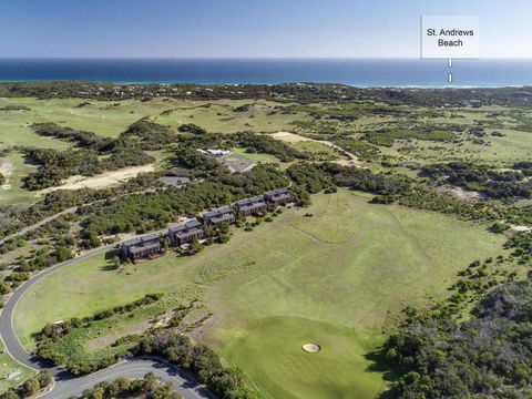 DREW Golfers Delight Close To St. Andrews Beach - Mackay Tourism 4