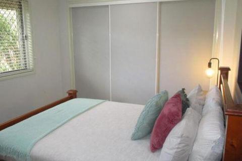 Torquay Beach Holiday House - Mackay Tourism 6