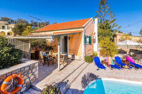 Red Bluff Beach House - Mackay Tourism 0